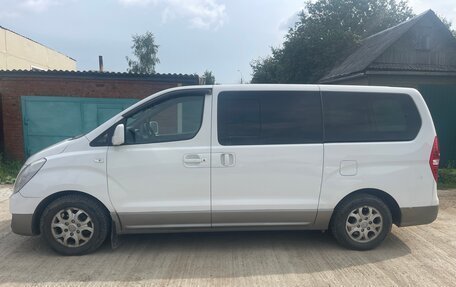 Hyundai H-1 II рестайлинг, 2014 год, 1 900 000 рублей, 8 фотография