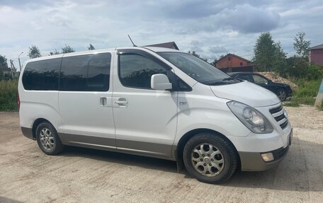 Hyundai H-1 II рестайлинг, 2014 год, 1 900 000 рублей, 9 фотография