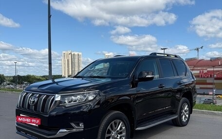 Toyota Land Cruiser Prado 150 рестайлинг 2, 2019 год, 4 200 000 рублей, 8 фотография