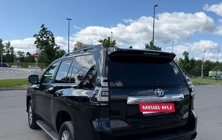 Toyota Land Cruiser Prado 150 рестайлинг 2, 2019 год, 4 200 000 рублей, 6 фотография