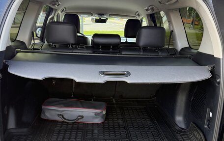 Toyota Land Cruiser Prado 150 рестайлинг 2, 2019 год, 4 200 000 рублей, 15 фотография