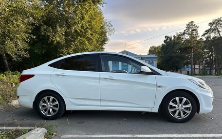 Hyundai Solaris II рестайлинг, 2012 год, 700 000 рублей, 4 фотография