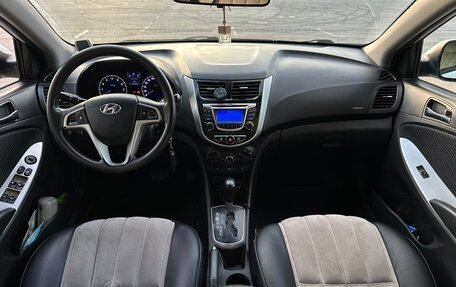 Hyundai Solaris II рестайлинг, 2012 год, 700 000 рублей, 11 фотография