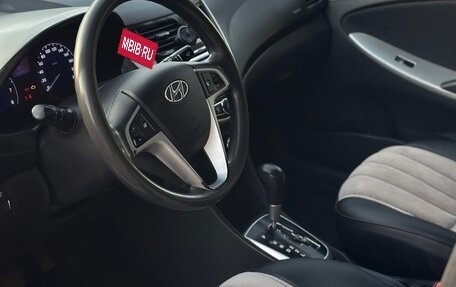 Hyundai Solaris II рестайлинг, 2012 год, 700 000 рублей, 15 фотография