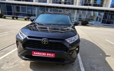Toyota RAV4, 2021 год, 3 250 000 рублей, 1 фотография