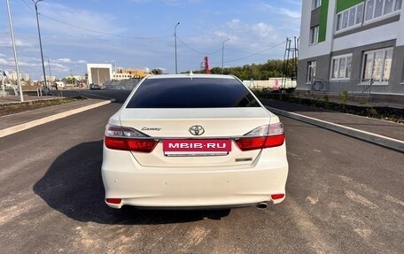 Toyota Camry, 2017 год, 2 700 000 рублей, 7 фотография