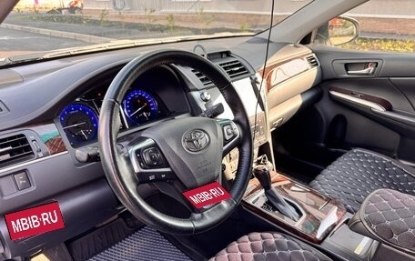 Toyota Camry, 2017 год, 2 700 000 рублей, 13 фотография
