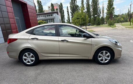 Hyundai Solaris II рестайлинг, 2014 год, 750 000 рублей, 6 фотография