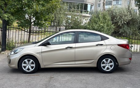 Hyundai Solaris II рестайлинг, 2014 год, 750 000 рублей, 2 фотография