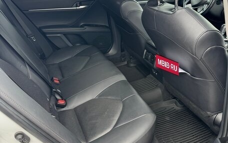 Toyota Camry, 2021 год, 3 600 000 рублей, 8 фотография