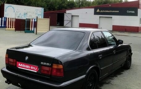 BMW 5 серия, 1992 год, 500 000 рублей, 4 фотография