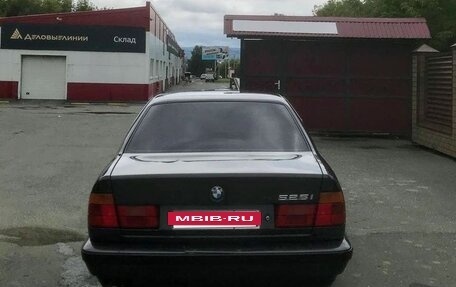 BMW 5 серия, 1992 год, 500 000 рублей, 6 фотография
