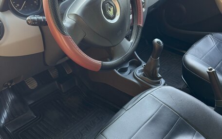 Renault Sandero I, 2013 год, 595 000 рублей, 17 фотография