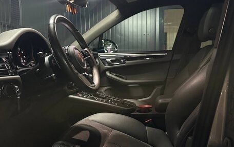 Porsche Macan I рестайлинг, 2018 год, 4 400 000 рублей, 7 фотография