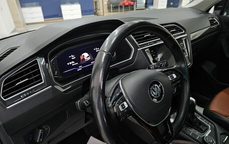 Volkswagen Tiguan II, 2019 год, 2 940 000 рублей, 5 фотография