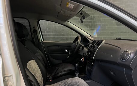 Renault Logan II, 2016 год, 725 000 рублей, 8 фотография