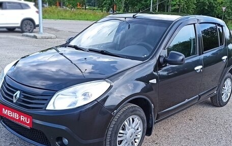 Renault Sandero I, 2013 год, 450 000 рублей, 3 фотография