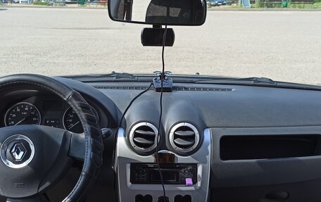 Renault Sandero I, 2013 год, 450 000 рублей, 13 фотография