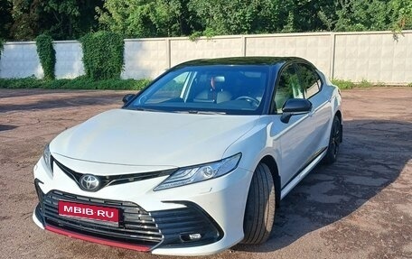 Toyota Camry, 2022 год, 4 600 000 рублей, 1 фотография