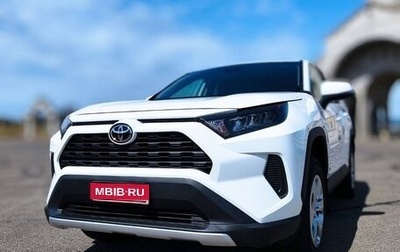 Toyota RAV4, 2022 год, 2 600 000 рублей, 1 фотография