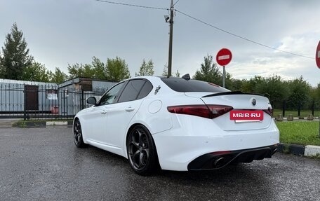 Alfa Romeo Giulia II, 2017 год, 3 130 000 рублей, 7 фотография