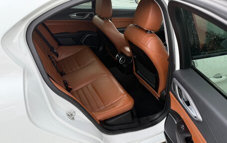 Alfa Romeo Giulia II, 2017 год, 3 130 000 рублей, 14 фотография