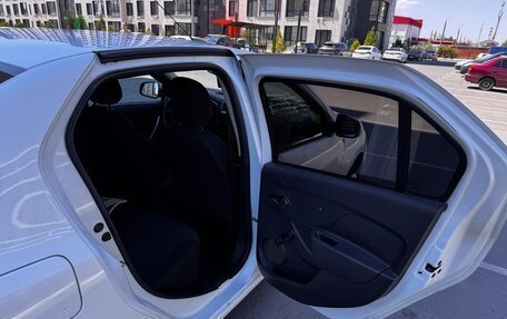 Renault Logan II, 2018 год, 500 000 рублей, 13 фотография