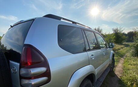 Toyota Land Cruiser Prado 120 рестайлинг, 2004 год, 1 450 000 рублей, 2 фотография