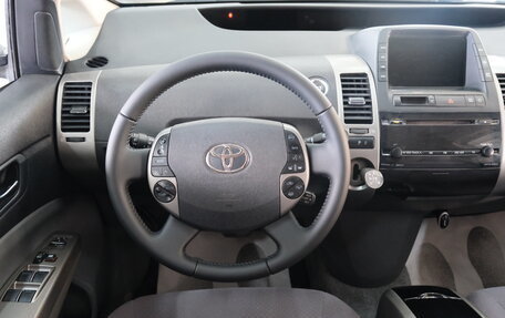 Toyota Prius, 2013 год, 1 379 000 рублей, 12 фотография