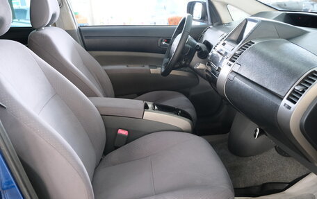 Toyota Prius, 2013 год, 1 379 000 рублей, 21 фотография