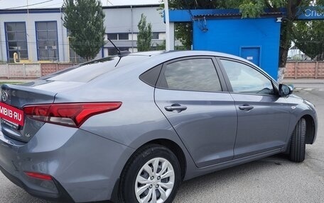 Hyundai Solaris II рестайлинг, 2017 год, 1 350 000 рублей, 6 фотография