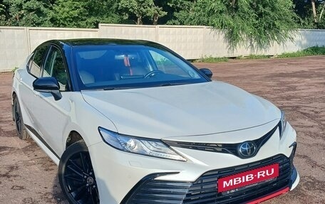 Toyota Camry, 2022 год, 4 600 000 рублей, 2 фотография