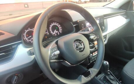 Skoda Rapid II, 2022 год, 2 380 000 рублей, 8 фотография