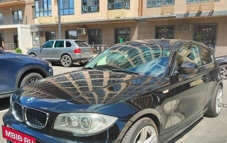 BMW 1 серия, 2010 год, 1 050 000 рублей, 3 фотография