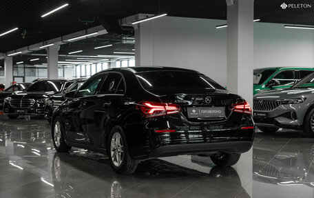 Mercedes-Benz A-Класс, 2019 год, 2 280 000 рублей, 4 фотография