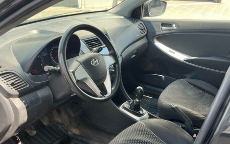 Hyundai Solaris II рестайлинг, 2012 год, 520 000 рублей, 9 фотография