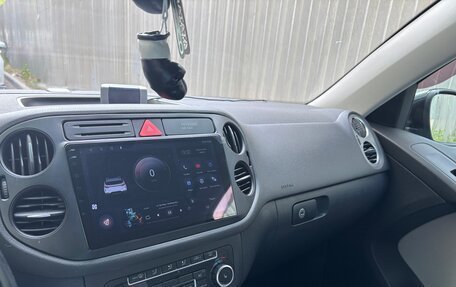 Volkswagen Tiguan I, 2010 год, 1 100 000 рублей, 10 фотография