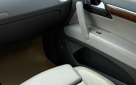 Audi Q7, 2006 год, 1 360 000 рублей, 14 фотография