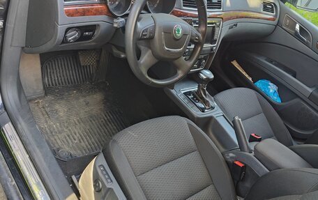 Skoda Superb III рестайлинг, 2012 год, 1 250 000 рублей, 3 фотография