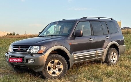 Mitsubishi Pajero III рестайлинг, 2001 год, 800 000 рублей, 3 фотография