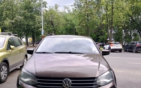 Volkswagen Polo VI (EU Market), 2015 год, 650 000 рублей, 2 фотография