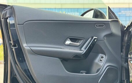 Mercedes-Benz CLA, 2019 год, 2 300 000 рублей, 8 фотография