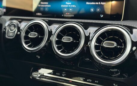 Mercedes-Benz CLA, 2019 год, 2 300 000 рублей, 19 фотография