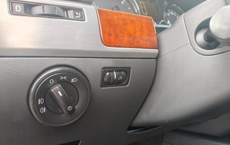 Volkswagen Touareg III, 2007 год, 890 000 рублей, 10 фотография