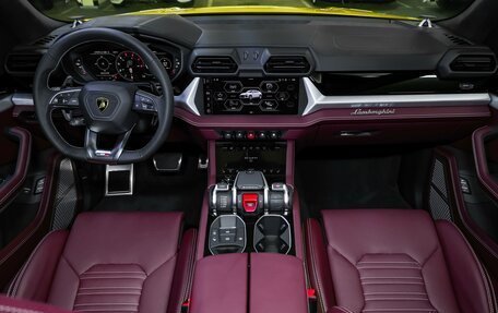 Lamborghini Urus I, 2025 год, 43 900 000 рублей, 18 фотография