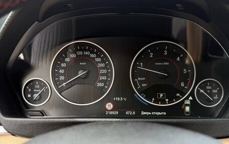 BMW 3 серия, 2017 год, 3 050 000 рублей, 15 фотография