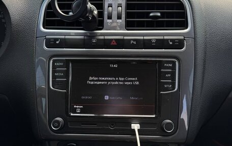 Volkswagen Polo VI (EU Market), 2018 год, 1 050 000 рублей, 13 фотография