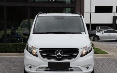 Mercedes-Benz Vito, 2023 год, 5 800 000 рублей, 2 фотография