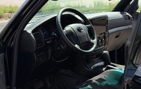 Toyota Land Cruiser 100 рестайлинг 2, 1998 год, 2 499 000 рублей, 10 фотография