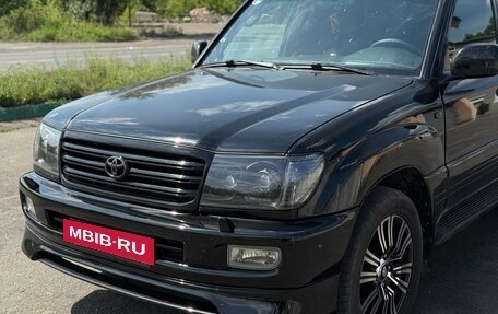 Toyota Land Cruiser 100 рестайлинг 2, 1998 год, 2 499 000 рублей, 4 фотография